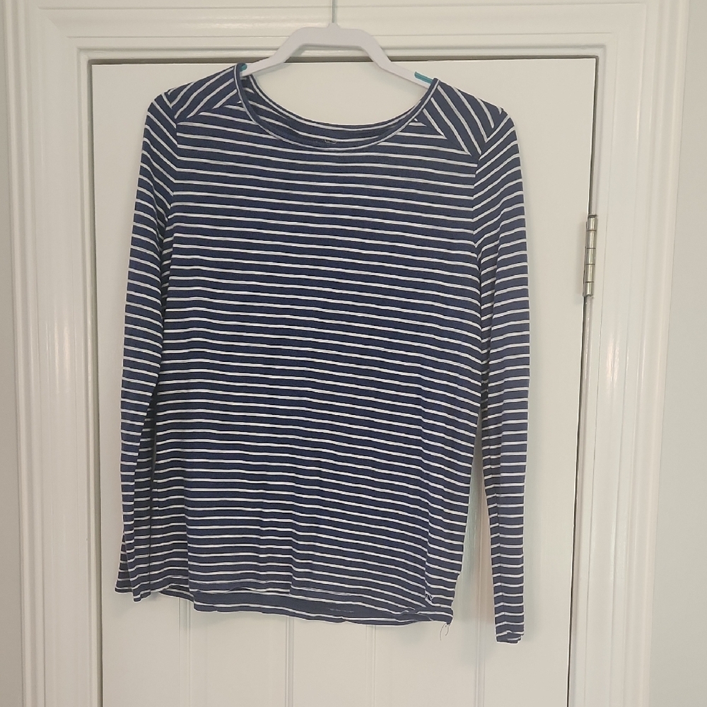Vineyard Vines Navy and White Striped Long Sleeve Tee